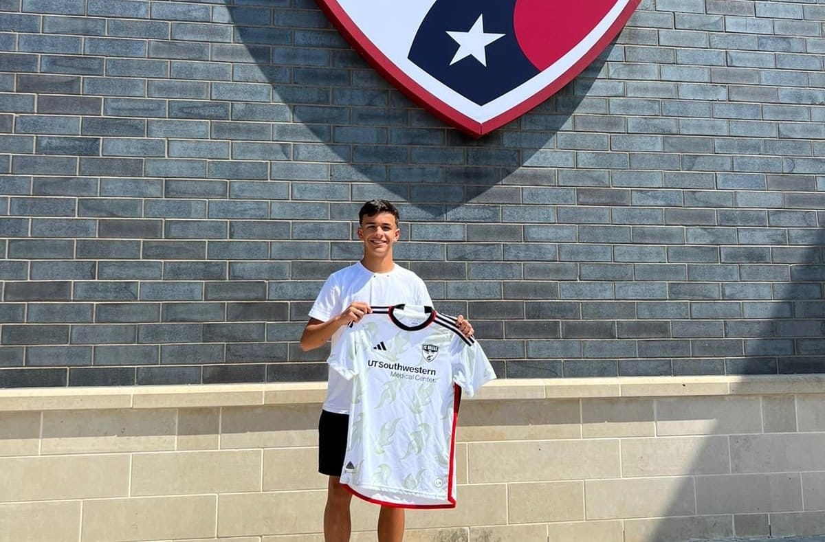 Report: FC Dallas signs 16-year old Brazilian left back Gabriel Mendonca Post image