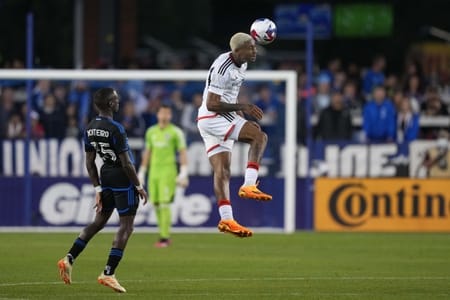 FC Dallas picks up late goal to draw the San Jose Earthquake 1-1 Post image