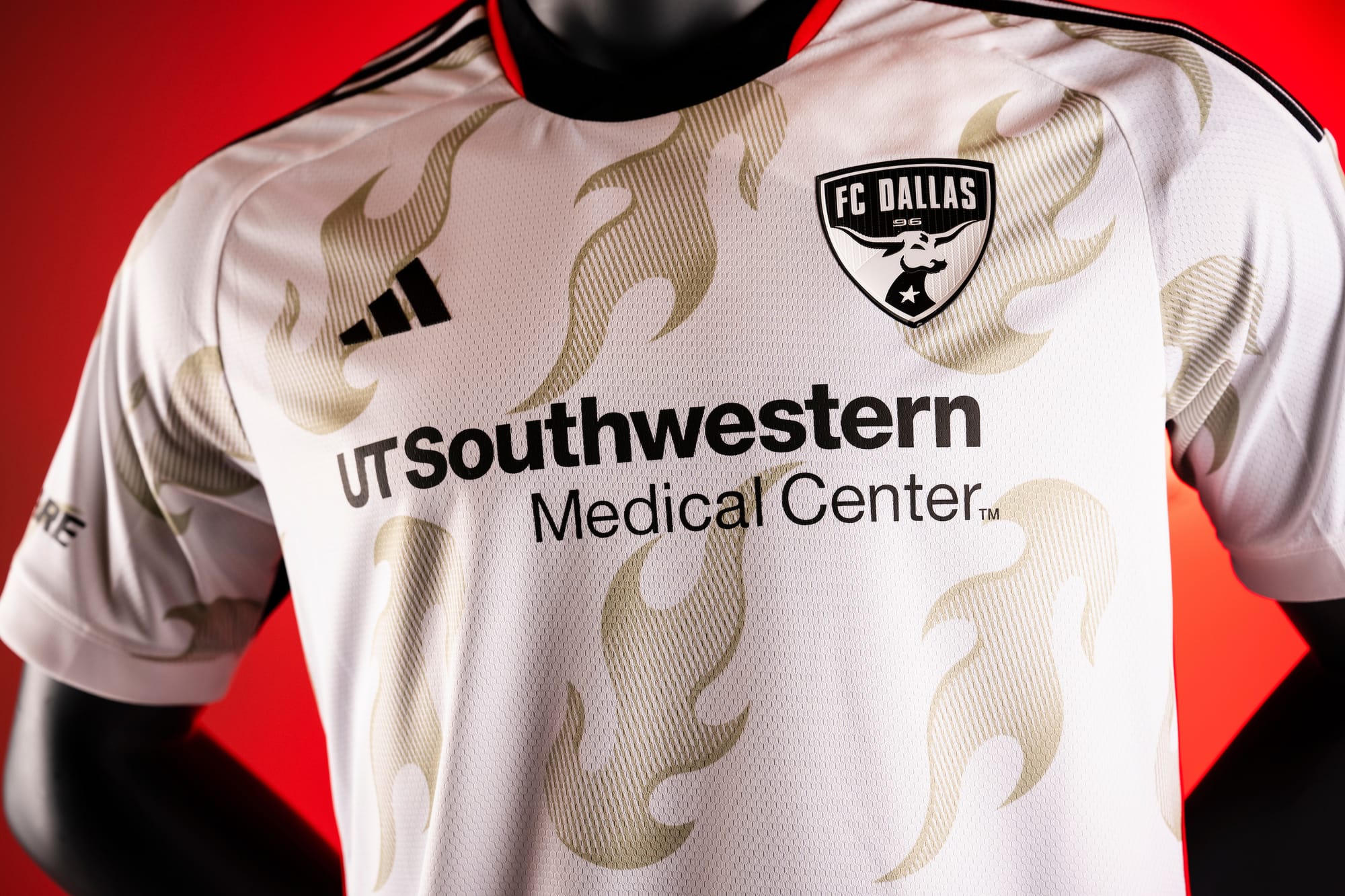 FC Dallas unveils the Burn Baby Burn kit 🔥 Post image