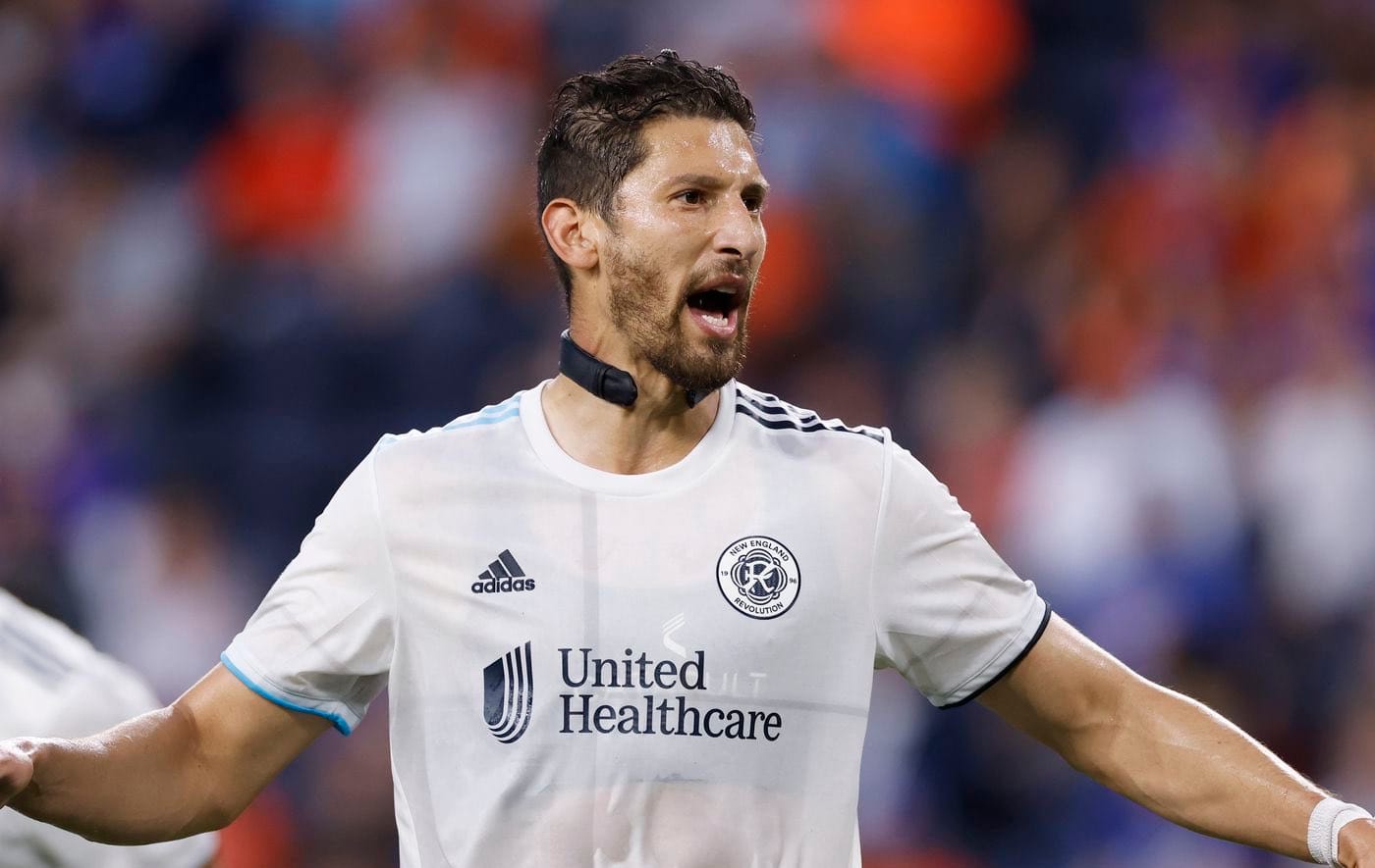 FC Dallas signs free agent defender Omar Gonzalez feature image