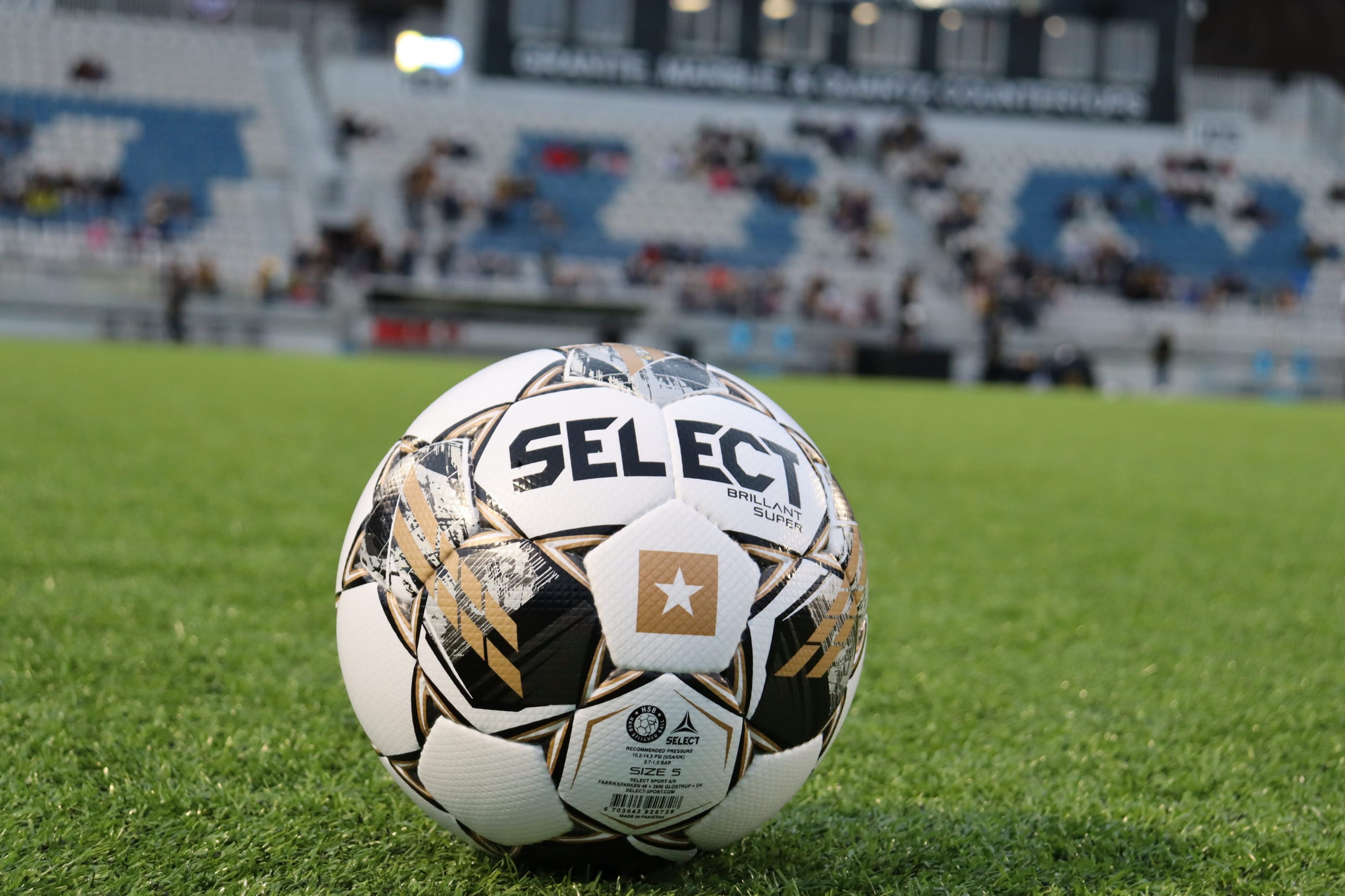 USL and the pro/rel gamble feature image
