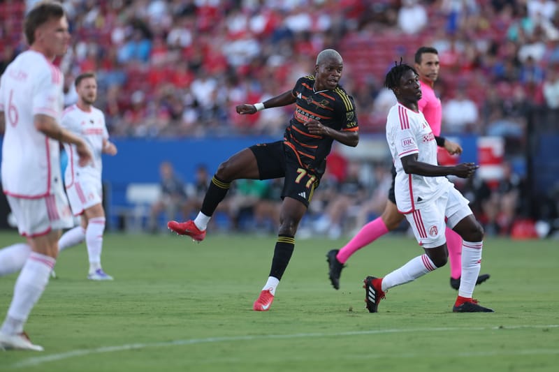 FC Dallas’ Bernard Kamungo battles for the ball. (Photo via FC Dallas)